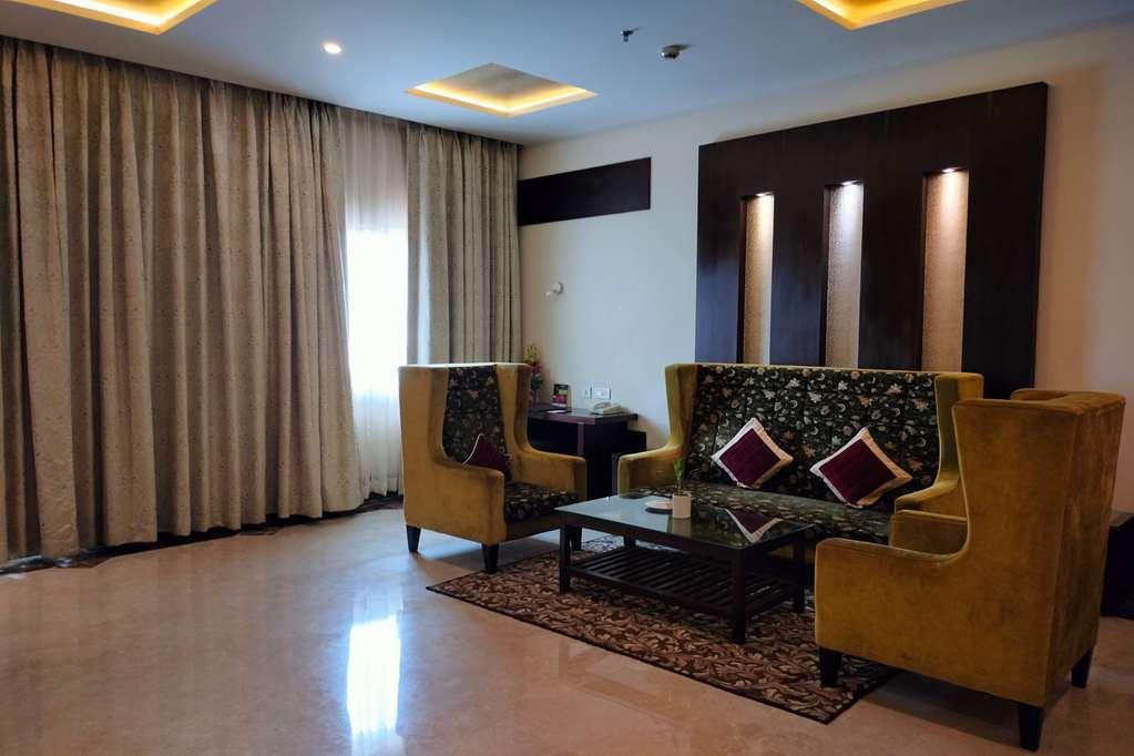 Ramada By Wyndham Varanasi Katesar Chandauli Cameră foto