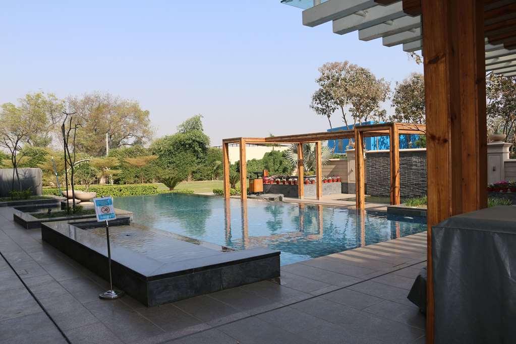 Ramada By Wyndham Varanasi Katesar Chandauli Facilități foto